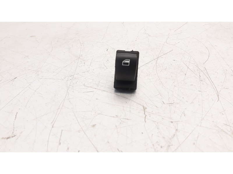 Recambio de mando elevalunas delantero derecho para bmw x1 (e84) 2.0 turbodiesel cat referencia OEM IAM 61316935534  