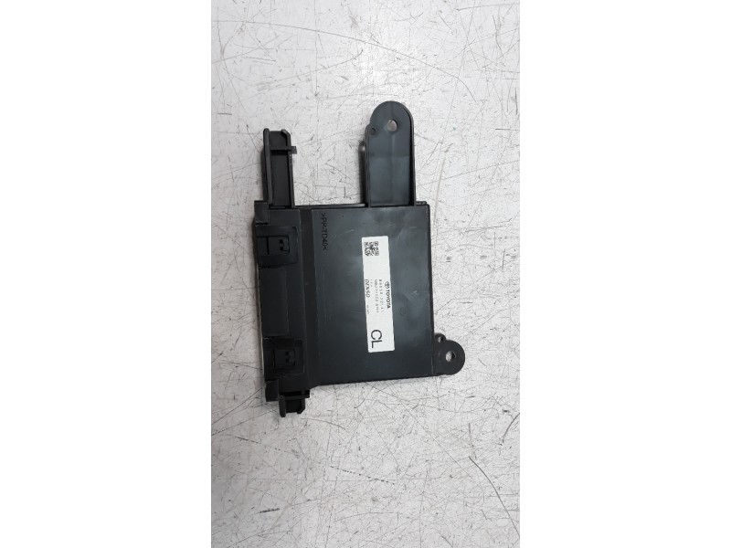 Recambio de modulo electronico para toyota corolla (e21) referencia OEM IAM 8865002L41  