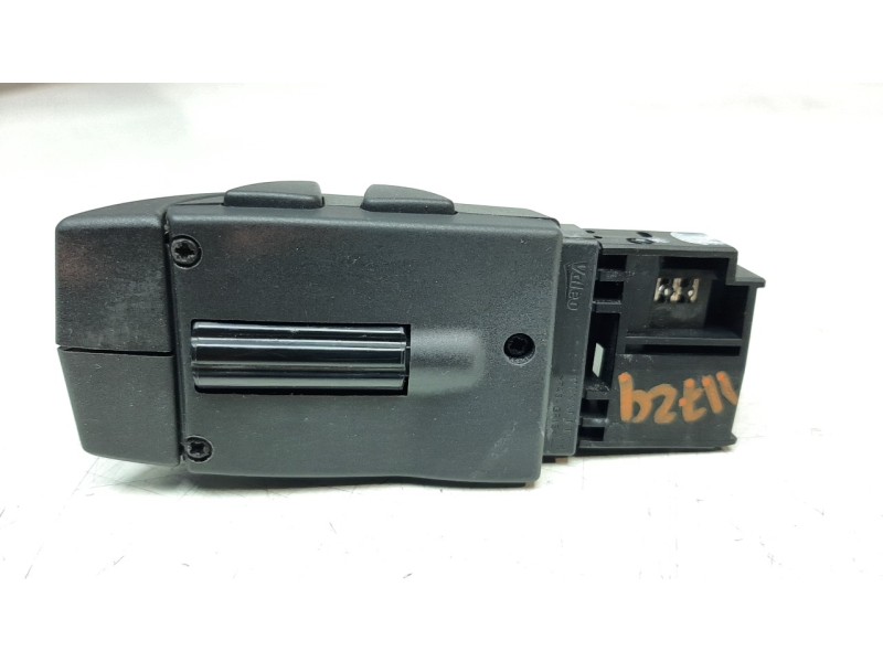 Recambio de mando volumen para renault clio iv referencia OEM IAM 255522448R  