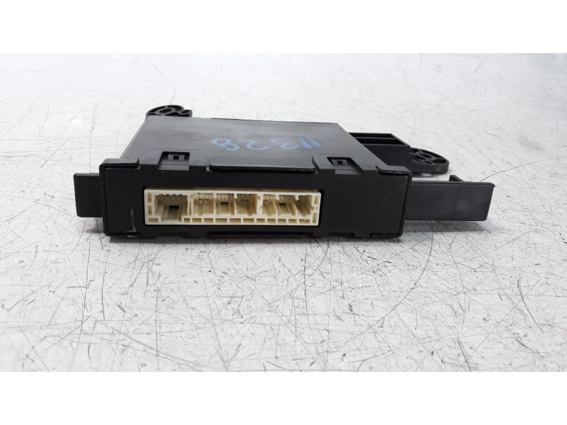 Recambio de modulo electronico para toyota corolla (e21) referencia OEM IAM 8865002L41  