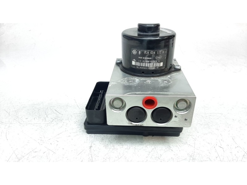 Recambio de abs para porsche cayenne (typ 9pa) turbo s referencia OEM IAM 7L0614111H  