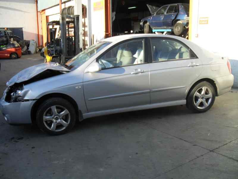 kia cerato del año 2005