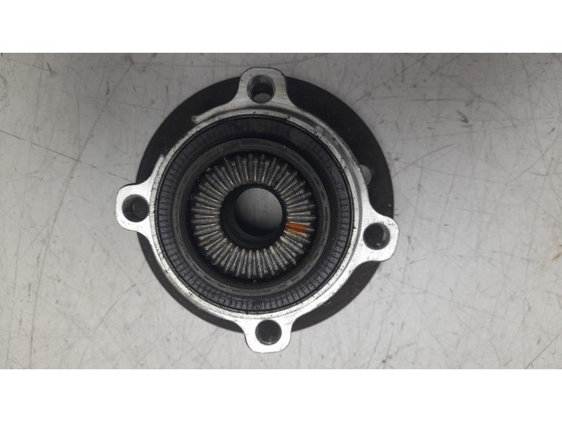 Recambio de buje para mini cooper se cooper se electrico referencia OEM IAM 31206874443  
