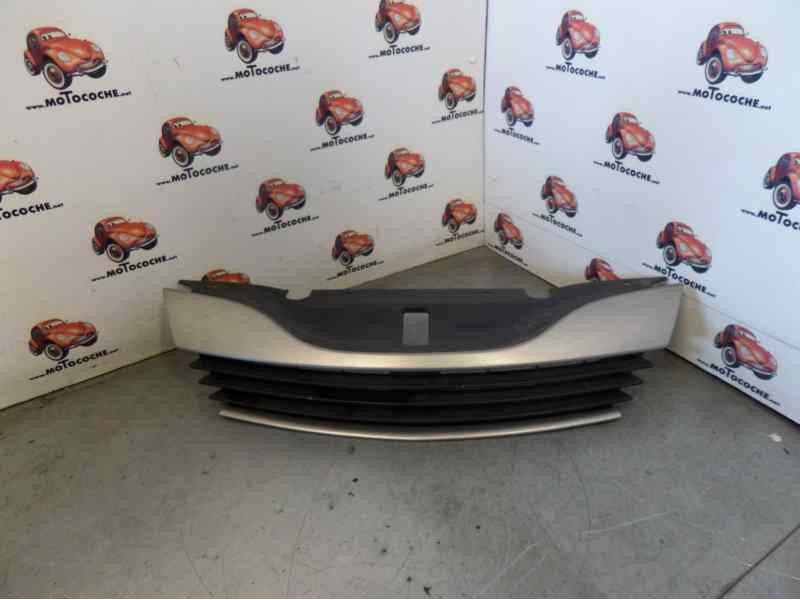 Recambio de rejilla delantera para renault laguna ii (bg0) authentique referencia OEM IAM 8200012581  RN0842001