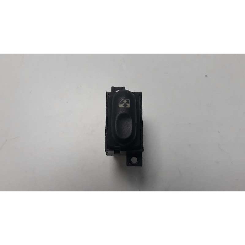 Recambio de mando elevalunas delantero izquierdo para renault laguna (b56) 2.2 dt rt referencia OEM IAM   