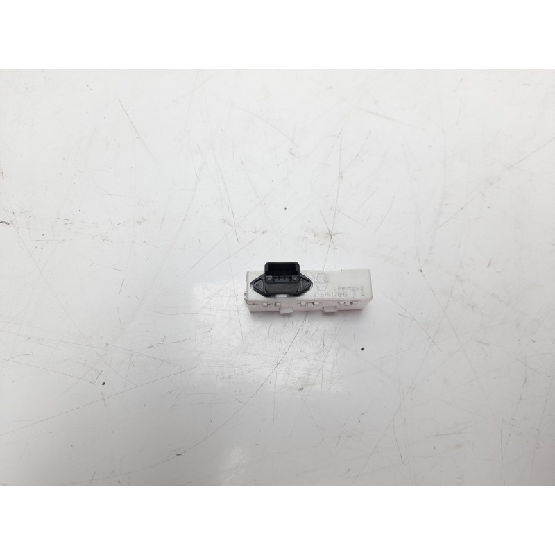 Recambio de pantalla multifuncion para dacia dokker 1.5 dci diesel fap cat referencia OEM IAM 248800001R  