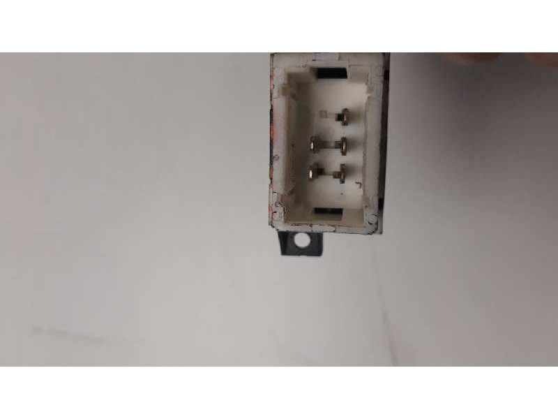 Recambio de mando elevalunas delantero izquierdo para renault laguna (b56) 2.2 dt rt referencia OEM IAM   