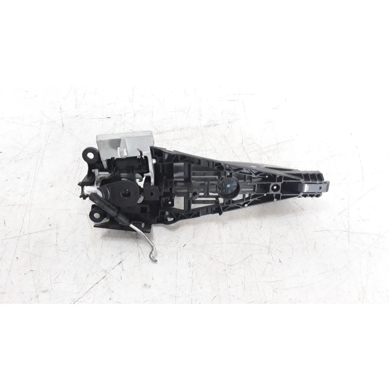 Recambio de maneta exterior delantera izquierda para opel corsa e 1.4 referencia OEM IAM 13346228  