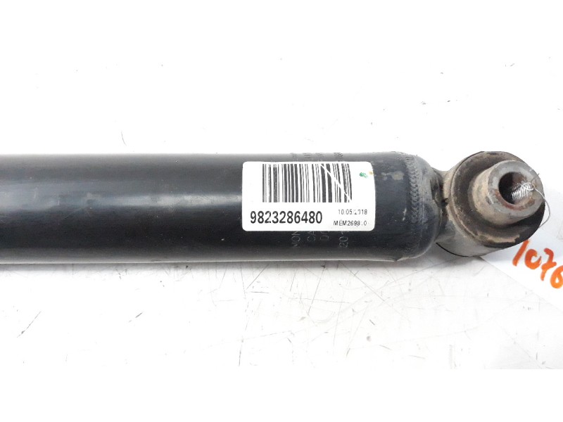 Recambio de amortiguador trasero derecho para peugeot 5008 1.5 blue-hdi fap referencia OEM IAM 9823286480  