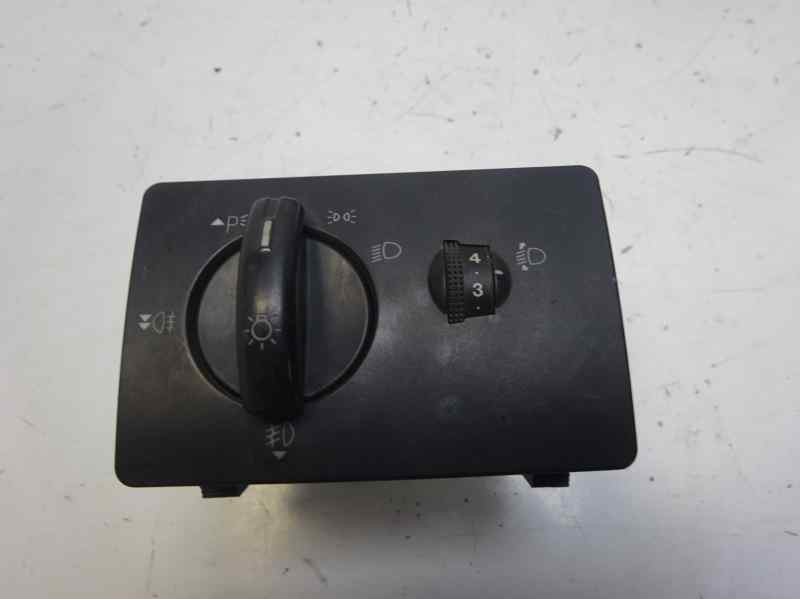 Recambio de mando luces para ford focus berlina (cap) trend referencia OEM IAM 4M5T13A024LA 04059715 060609A1