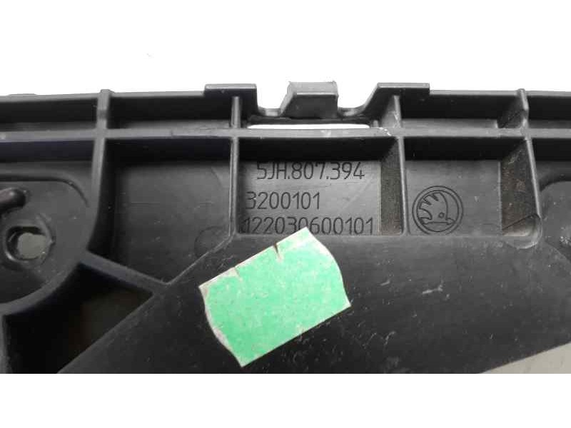 Recambio de molduras traseras para seat toledo (kg3) reference referencia OEM IAM 5JH807394  