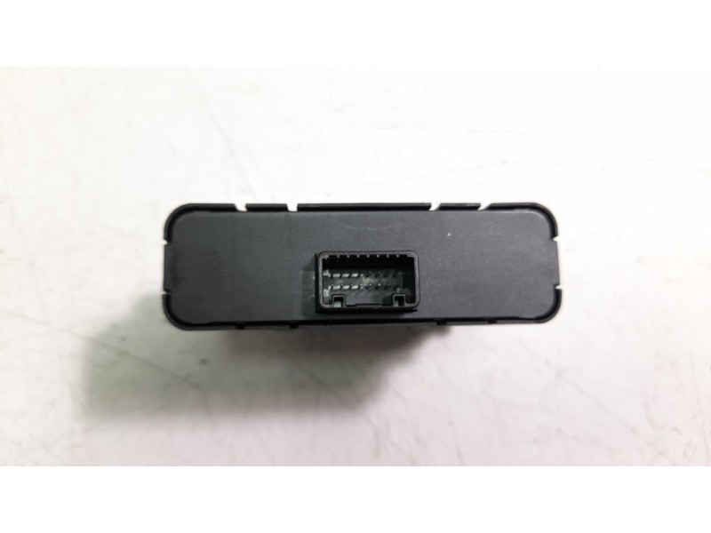 Recambio de modulo electronico para renault express advance referencia OEM IAM 284Y66LA2A  