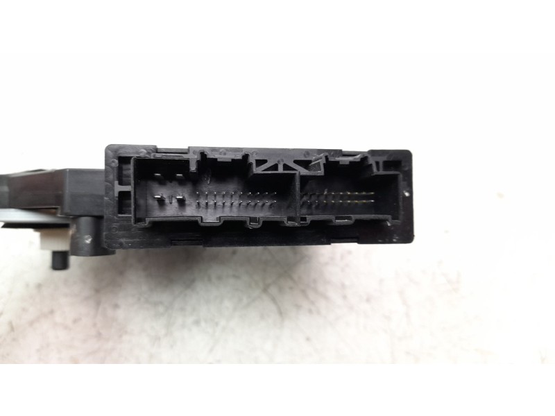Recambio de motor elevalunas delantero derecho para volvo xc60 business plus awd referencia OEM IAM 31674757  
