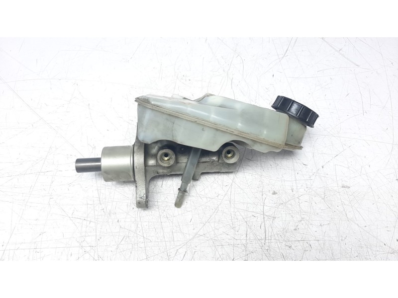 Recambio de bomba freno para volvo v50 familiar 1.6 diesel cat referencia OEM IAM 03350886551  