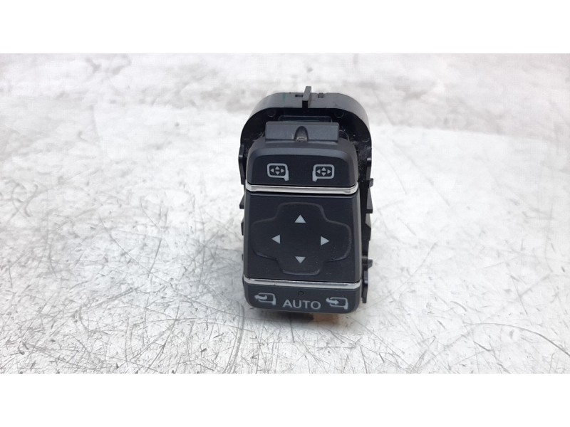 Recambio de mando retrovisor para renault clio iv referencia OEM IAM 255702886R  