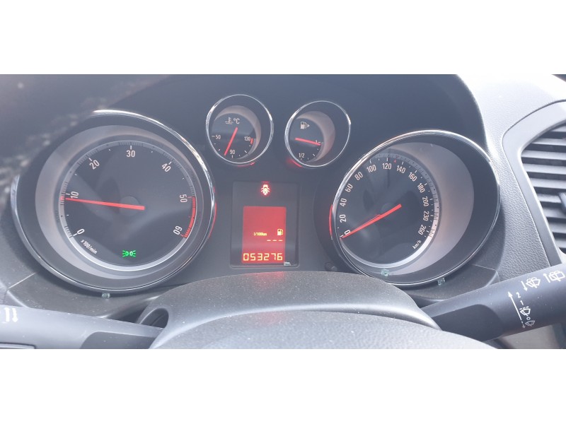 opel insignia berlina del año 2009