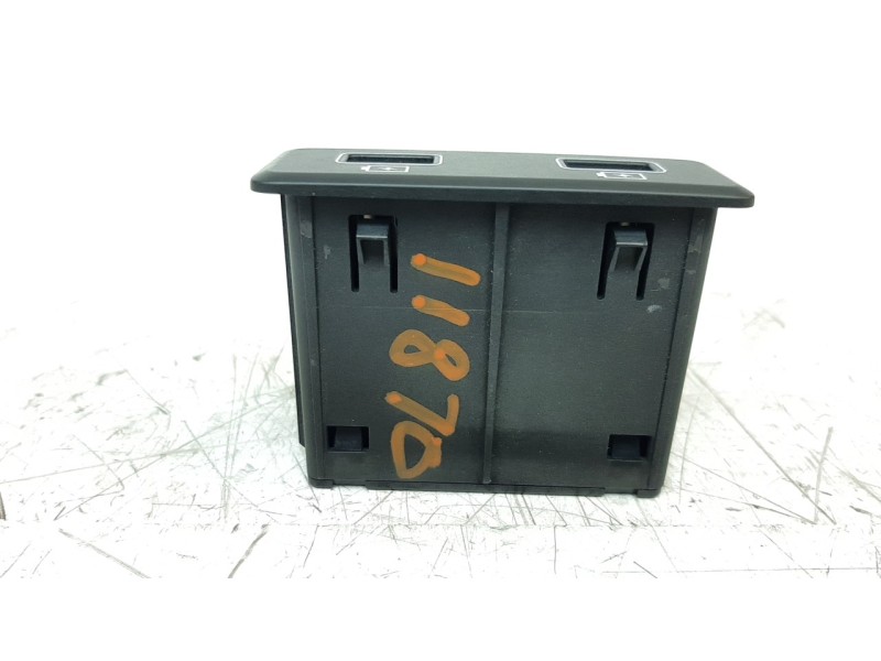 Recambio de modulo electronico para renault express advance referencia OEM IAM 280233791R  