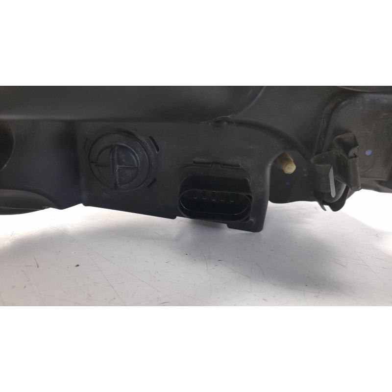 Recambio de faro izquierdo para ford transit furgón (tts) 2.0 tdci cat referencia OEM IAM 1815696 10110620002 FD9134914
