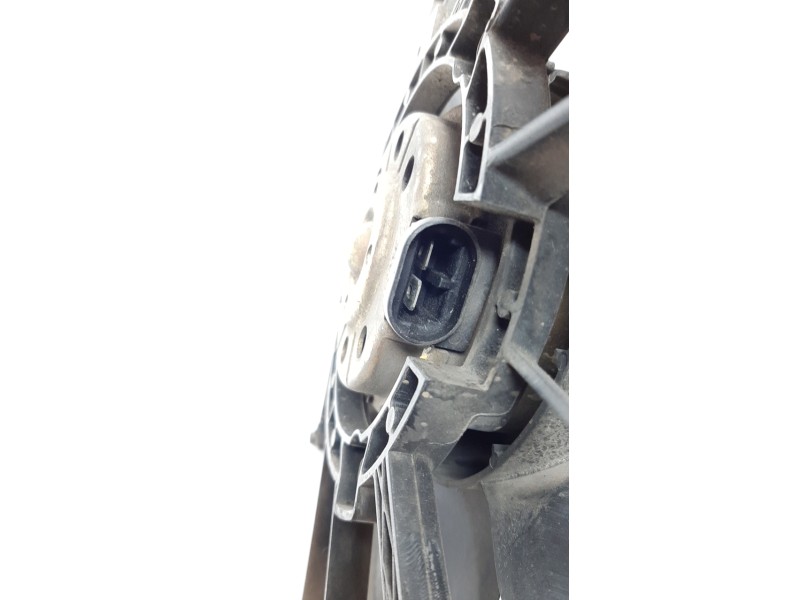 Recambio de electroventilador para renault megane i classic (la0) 1.9 dti diesel cat referencia OEM IAM 7700433728 47367 