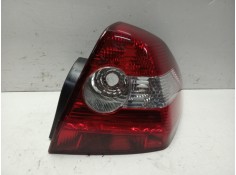 Recambio de piloto trasero derecho para renault megane ii classic berlina referencia OEM IAM 8200142681 103F19381770 RN4204163