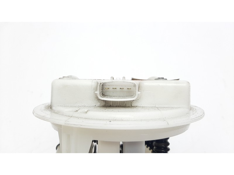 Recambio de bomba combustible para renault captur 0.9 energy referencia OEM IAM 170114543R  