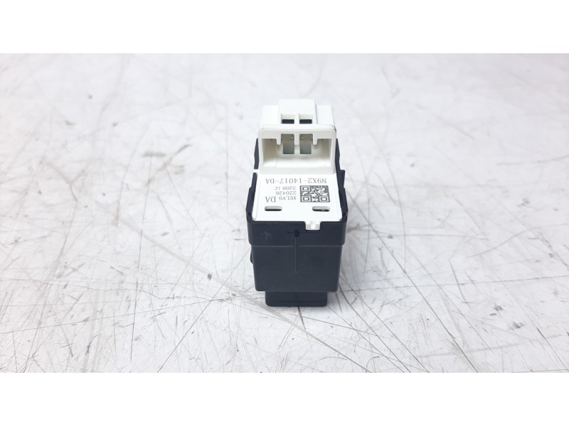 Recambio de interruptor para land rover range rover evoque referencia OEM IAM N9X214017DA  