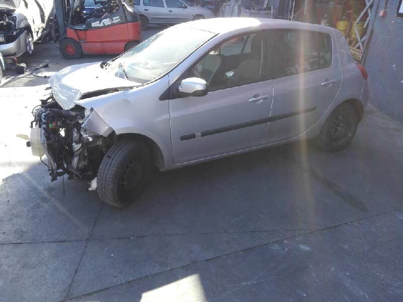 renault clio iii del año 2010