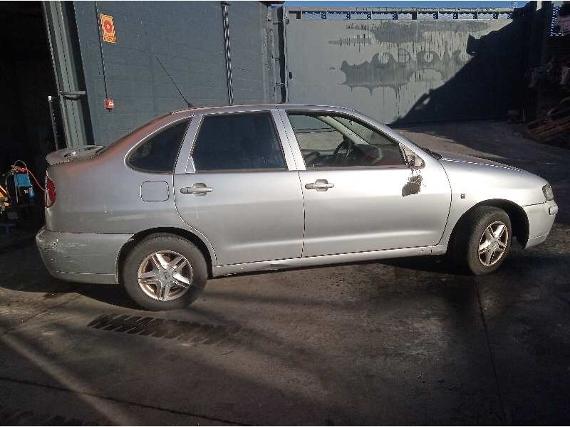 seat cordoba berlina (6k2) del año 2000