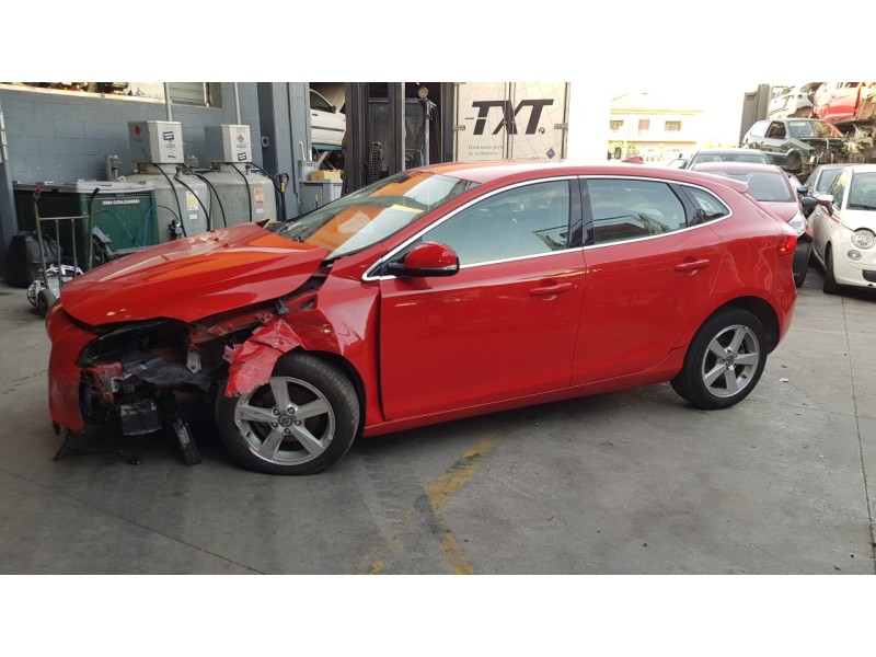 volvo v40 del año 2013