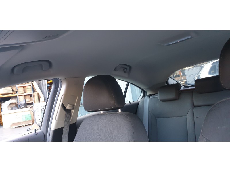 opel insignia berlina del año 2009