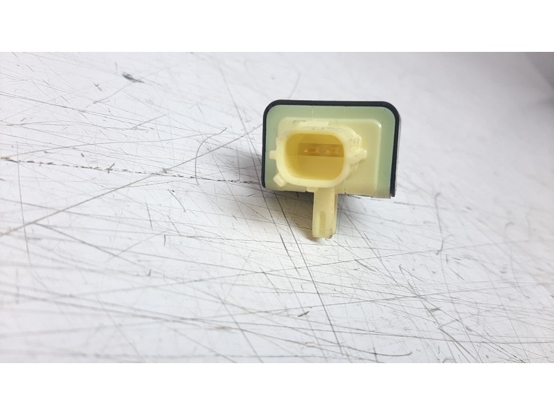 Recambio de sensor para toyota hilux (kun) referencia OEM IAM 898310K040  