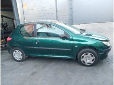 PEUGEOT 206 BERLINA