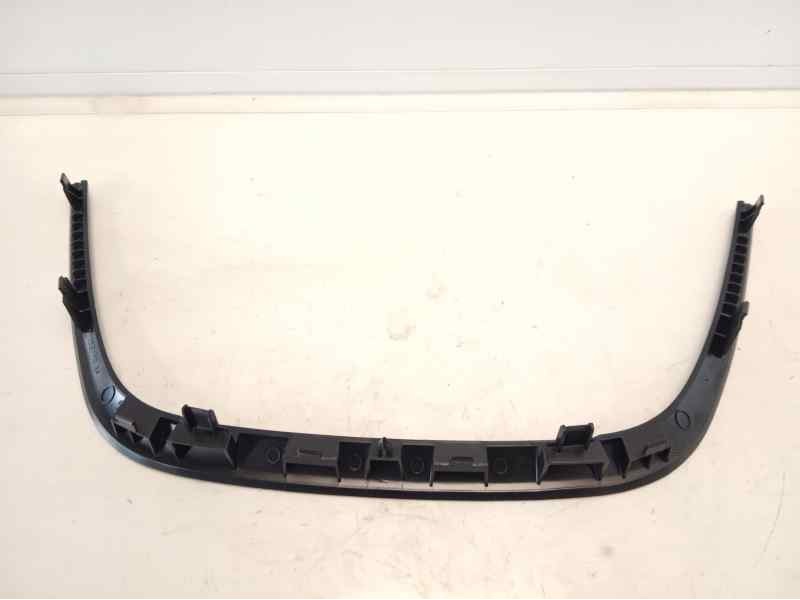 Recambio de moldura para opel grandland x 1.2 referencia OEM IAM YP00056177  