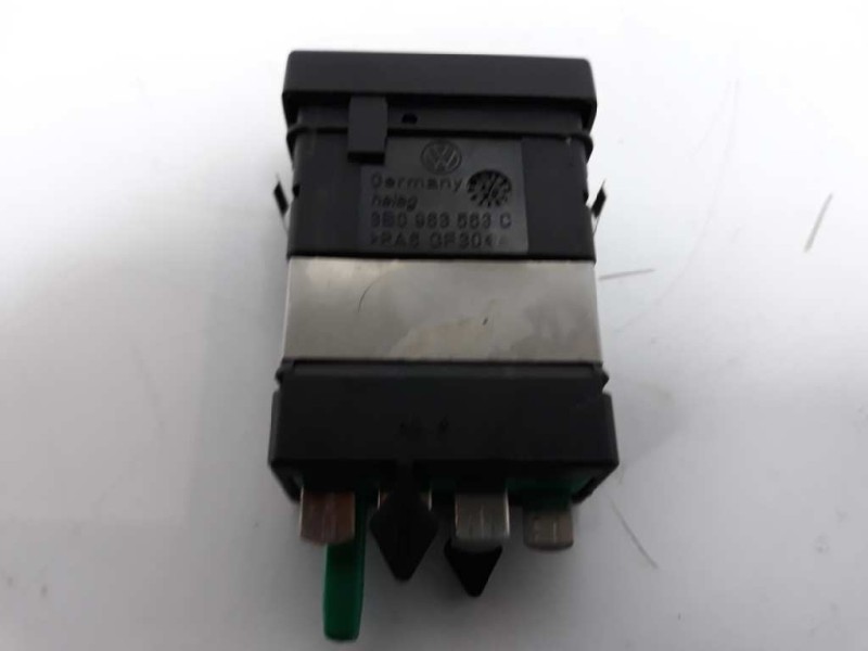 Recambio de interruptor para volkswagen passat berlina (3b3) v6 tdi highline 4motion referencia OEM IAM 3B0963563C  
