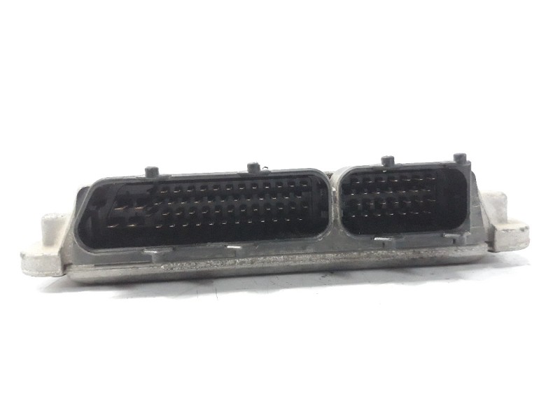Recambio de centralita motor uce para volkswagen golf iv berlina (1j1) 2.0 referencia OEM IAM 06A906018EF 0261206324 
