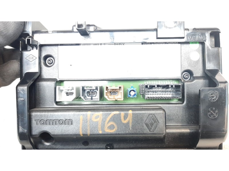 Recambio de sistema navegacion gps para renault captur zen referencia OEM IAM 259152544R  