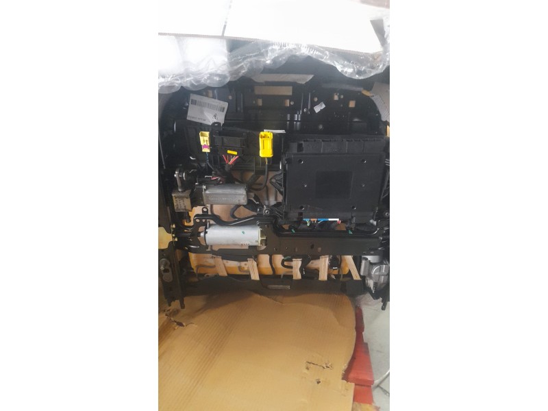 Recambio de juego asientos completo para porsche cayenne (typ 9pa) turbo s referencia OEM IAM 95552116106PCA  