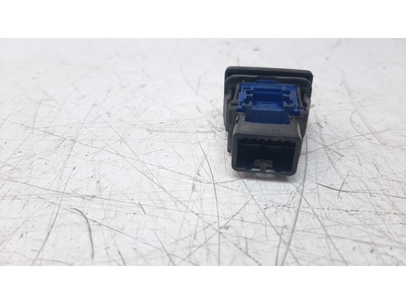Recambio de interruptor para toyota hilux (kun) referencia OEM IAM 15E122  