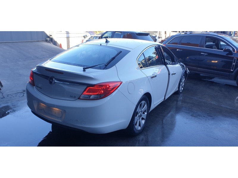 opel insignia berlina del año 2009