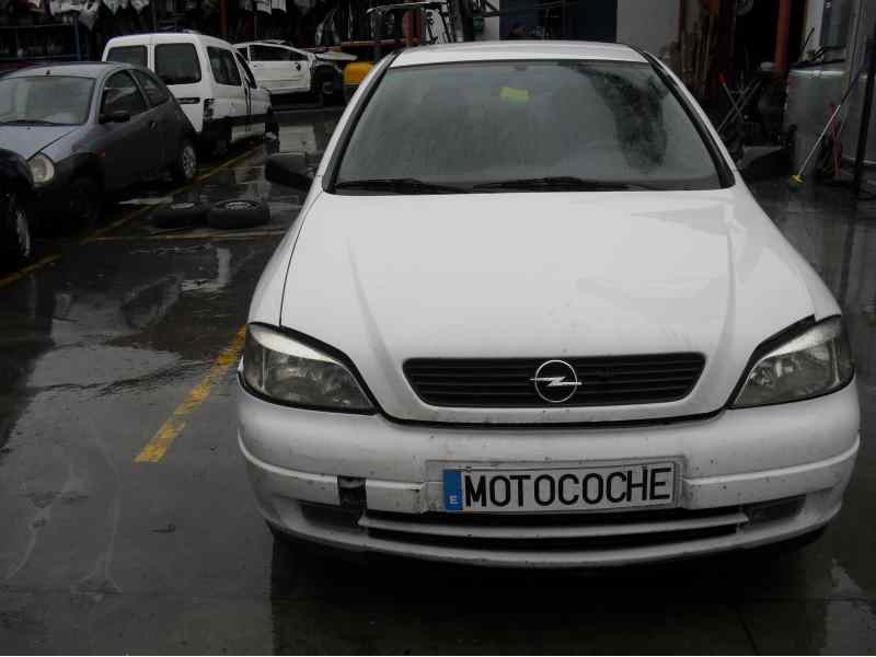 opel astra g berlina del año 1999