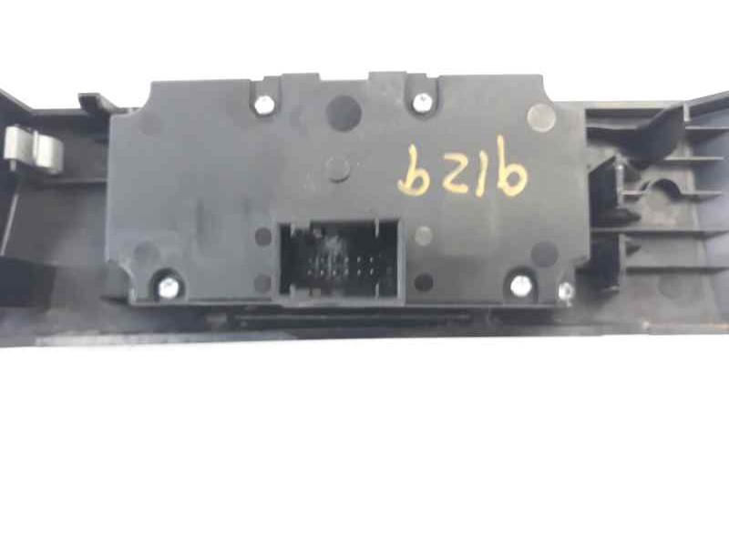 Recambio de mando luces para bmw serie 5 berlina (e60) 530d referencia OEM IAM 6925285 33290101 