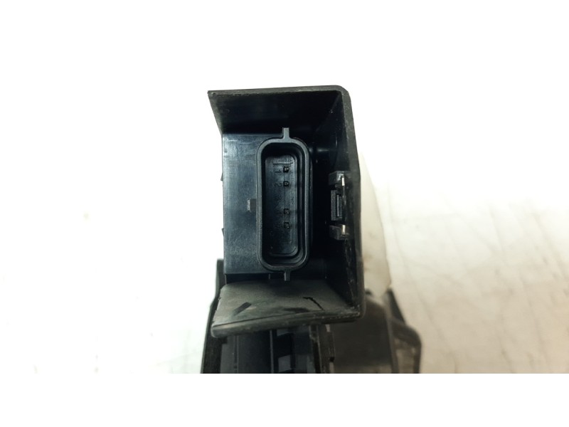 Recambio de cerradura puerta delantera izquierda para renault megane iv grandtour referencia OEM IAM 16943018  