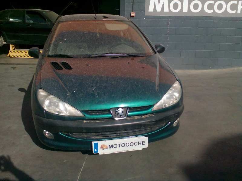 peugeot 206 berlina del año 1998