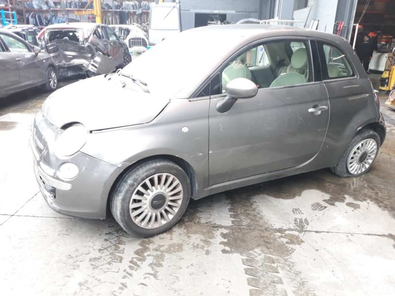 fiat nuova 500 (150) del año 2013