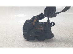 Recambio de cerradura puerta trasera izquierda para renault captur zen referencia OEM IAM 805023047R CRDREN4742  2