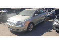 toyota avensis berlina (t25) del año 2003 2