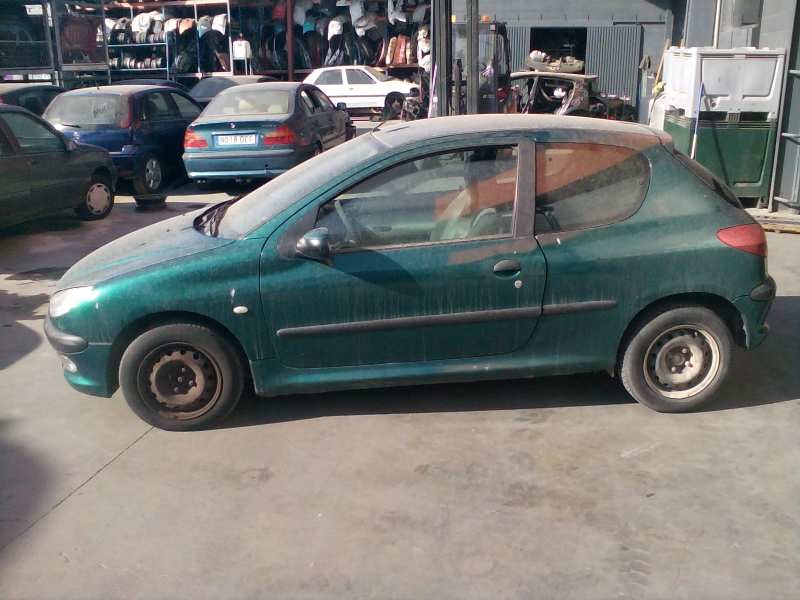peugeot 206 berlina del año 1998