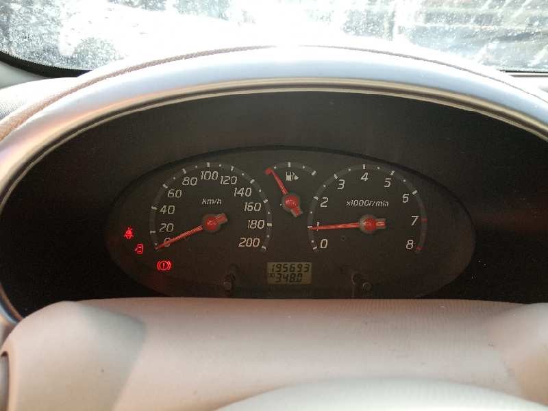 nissan micra (k12e) del año 2003