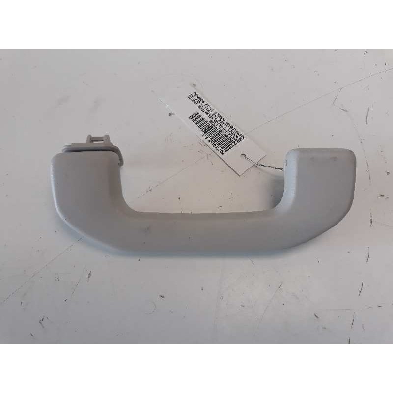 Recambio de maneta interior delantera izquierda para mercedes-benz clase cla (w117) cla 200 cdi (117.308) referencia OEM IAM A09