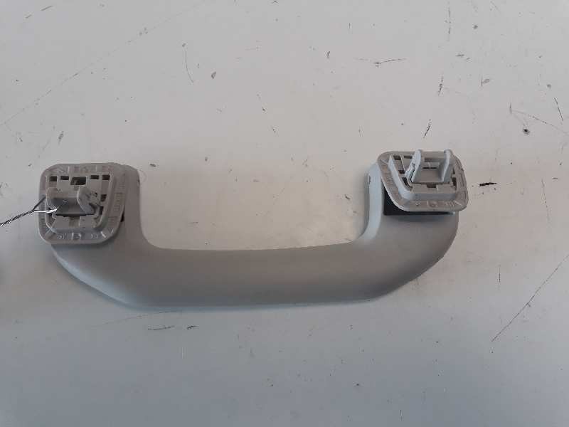 Recambio de maneta interior trasera derecha para mercedes-benz clase cla (w117) cla 200 cdi (117.308) referencia OEM IAM A099815